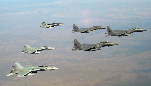 Không quân Singapore, Indonesia, Thái Lan đã tham gia tập trận Pitch Black với các đồng minh của Mỹ ở Darwin, Úc 
