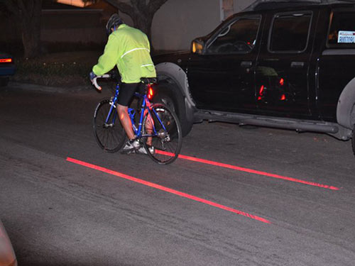 Đèn tạo làn đường cho xe đạp