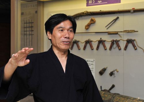 Một buổi diễu kỹ thuật ninja tại Bảo tàng Ninja Iga, tại tỉnh Iga (Nhật Bản) - Ảnh: AFP