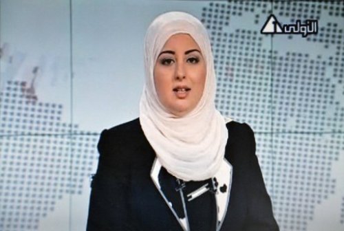 Nữ phát thanh viên “không che mặt” đầu tiên của Ai Cập