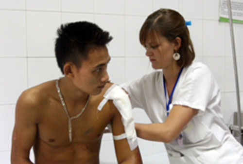 Điều dưỡng “Tây” ở bệnh viện Việt Đức 5