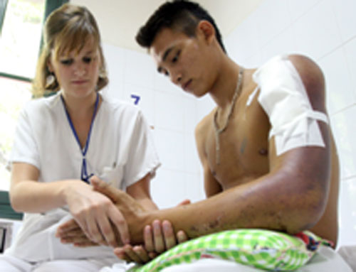 Điều dưỡng “Tây” ở bệnh viện Việt Đức 7