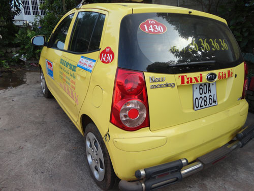 Taxi vận chuyển thịt “bẩn” về TP.HCM 1