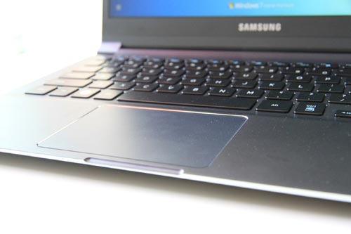Laptop Samsung New Series 9 – Laptop của những kỷ lục 2