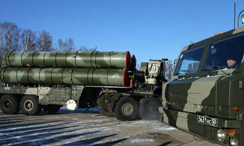 Tên lửa phòng không S-400 của Nga