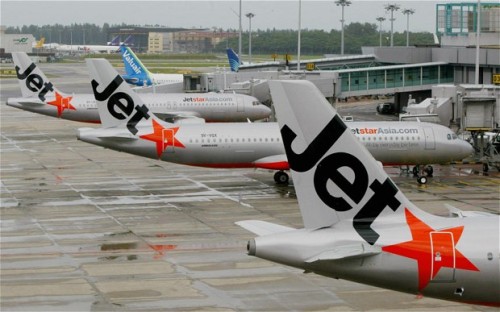 Máy bay hãng hành không Jetstar - Ảnh: AFP