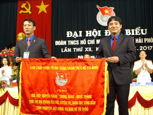Anh Nguyễn Đắc Vinh 