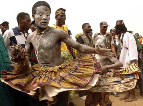 Lễ hội của những người hành nghề voodoo ở Benin