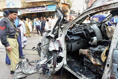 Hiện trường vụ đánh bom tại Peshawar