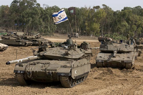 Xe tăng Israel tại biên giới với Dải Gaza ngày 16.11 