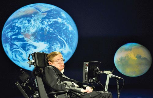 Dù ngồi xe lăn và phải hỗ trợ mới nói được, Stephen Hawking là một trong những ông hoàng vật lý hiện đại
