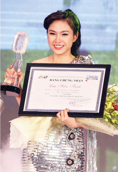 Cuộc thi Tiếng hát Truyền hình TP.HCM 2012: Lưu Hiền Trinh đoạt giải nhất 