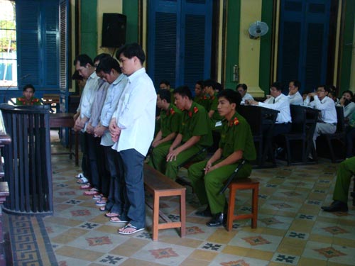 Đường dây mua bán ma túy từ Lào về Việt Nam hầu tòa