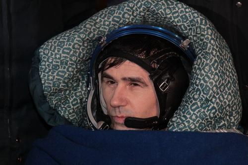 Ba phi hành gia trở về an toàn từ trạm ISS