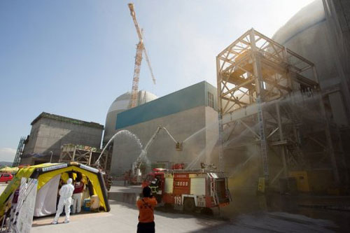 Hàn Quốc phát hiện vết nứt tại nhà máy điện hạt nhân