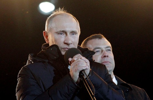 Ngày 4.3, nước mắt rơi trên má ông Vladimir Putin khi tuyên bố chiến thắng trong cuộc bầu cử Tổng thống Nga trong buổi mít tinh trên quảng trường Manezh ở Moscow (Nga) 