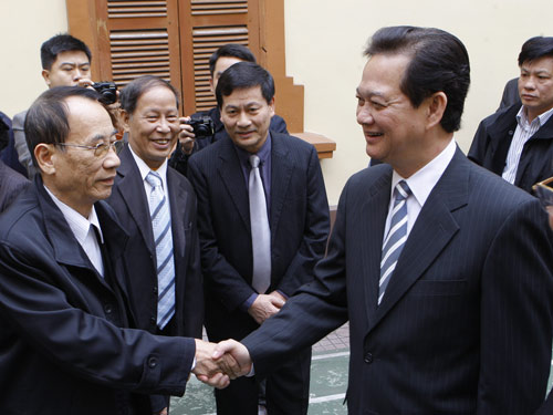 Thủ tướng Nguyễn Tấn Dũng: Hòa bình, nhưng phải tự vệ !