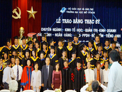 152 học viên tốt nghiệp thạc sĩ