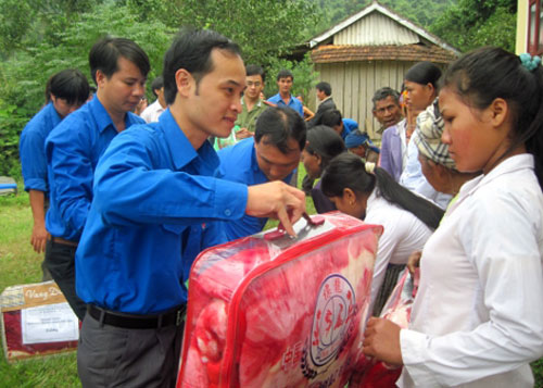 Quảng Bình: Phát động chương trình "Tình nguyện mùa đông" năm 2012 