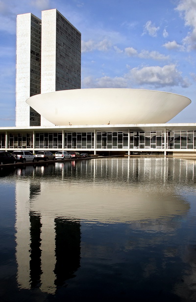 Kiến trúc sư người Brazil Oscar Niemeyer