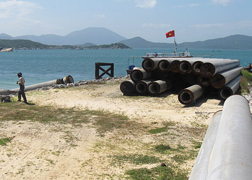 Cảng trung chuyển quốc tế Vân Phong sau hơn 2 năm khởi công