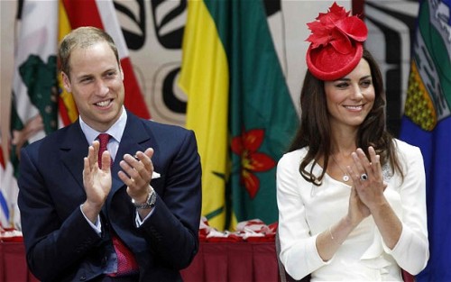 Hoàng tử Anh William và Kate Middleton xếp ở vị trí thứ 4. Tin vui đến đúng vào dịp kỷ niệm một năm ngày cưới của cặp vợ chồng Hoàng gia này