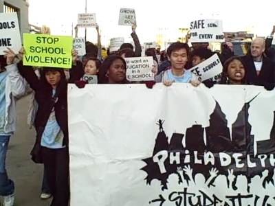 Học sinh Philadelphia diễu hành đòi an toàn trong trường học - Bạo lực học đường