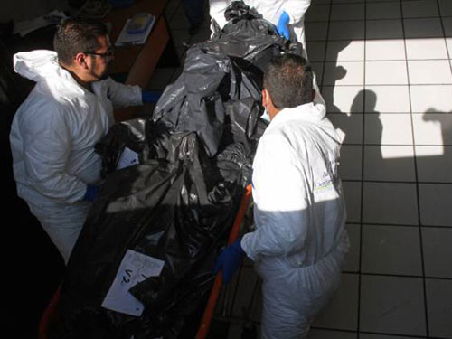 Thêm 15 người bị chặt đầu ở Mexico - Bị chặt đầu - 
