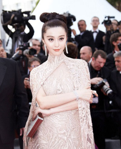 “Tứ đại mỹ nhân” rực rỡ trên thảm đỏ Cannes 2012 1