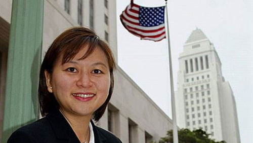 Phụ nữ gốc Việt làm thẩm phán liên bang