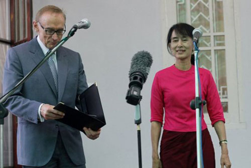 Úc dỡ bỏ lệnh trừng phạt Myanmar