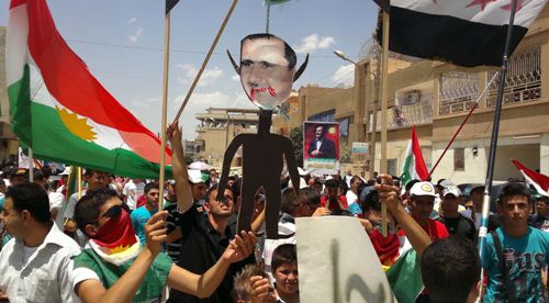 Biểu tình phản đối chính phủ Syria ngày 8.6 - Ảnh: AFP