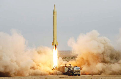 Iran bắn thử tên lửa Shahab-3 - Ảnh: Fars