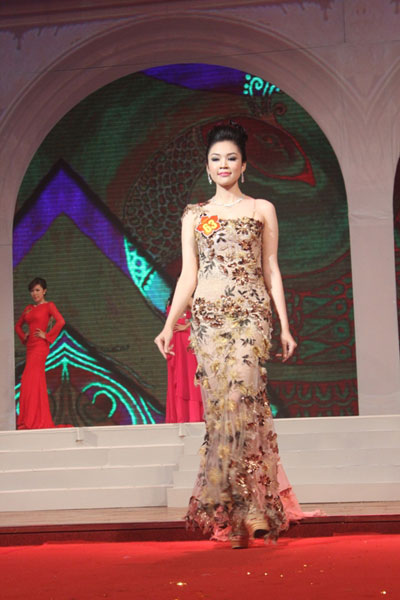Cuộc thi Người đẹp Đà Nẵng 2012: Vẻ đẹp trí tuệ lên ngôi 24