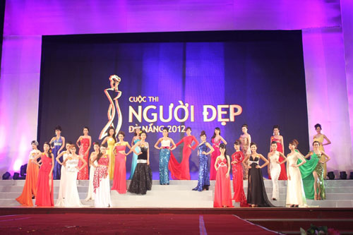 Cuộc thi Người đẹp Đà Nẵng 2012: Vẻ đẹp trí tuệ lên ngôi 25