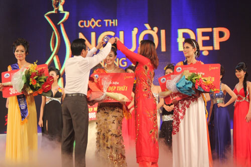 Cuộc thi Người đẹp Đà Nẵng 2012: Vẻ đẹp trí tuệ lên ngôi 29