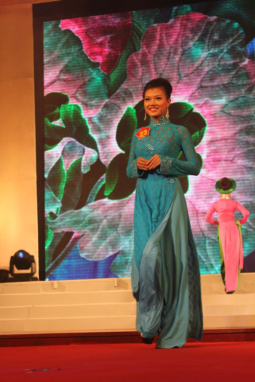 Cuộc thi Người đẹp Đà Nẵng 2012: Vẻ đẹp trí tuệ lên ngôi 3