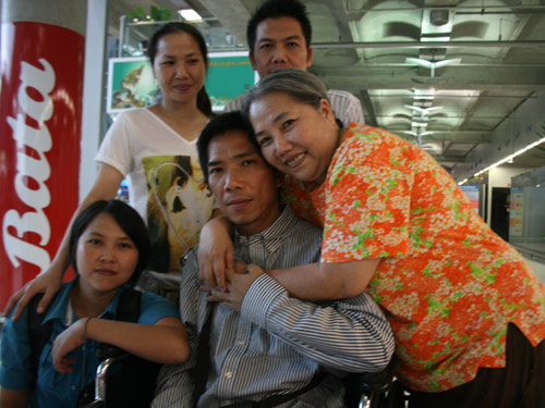 Tiếng kêu cứu của bà mẹ Việt ở Thái Lan