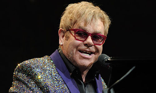 Elton John đứng đầu bảng xếp hạng sau 22 năm