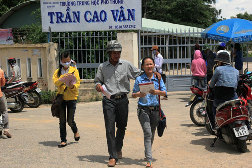 Đợt 1 tuyển sinh ĐH-CĐ 2012: Quảng Nam: 2 trường hợp bị khiển trách 1