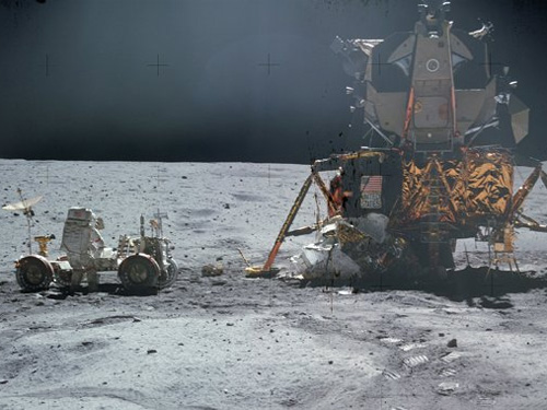 Một cuộc đi bộ trong sứ mệnh Apollo 16