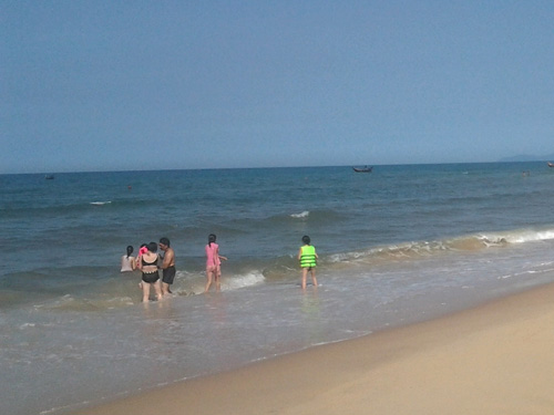 bãi biển Vinh Thanh
