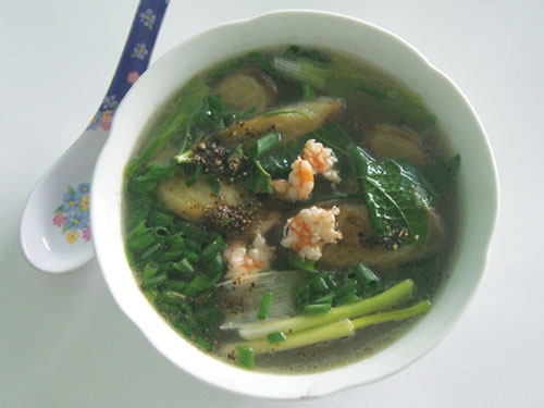 Canh chuối lá lốt