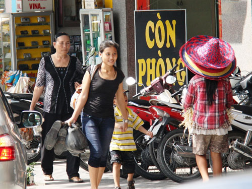 Du khách đến Nha Trang giảm 10%
