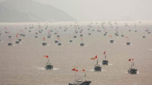 Trung Quốc xua 1.000 tàu cá đến đảo tranh chấp