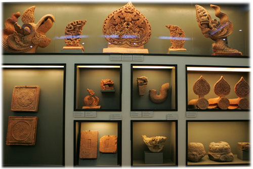 Những di vật tìm thấy ở Hoàng thành Thăng Long hoàn toàn có thể trở thành mẫu cho các đồ kỷ niệm 