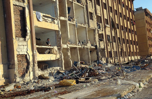 Cảnh đổ nát tại Đại học Aleppo