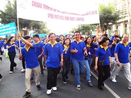 Diễn viên – MC Quyền Linh tham gia với vai trò đại sứ của Chương trình đi bộ từ thiện Lawrence S. Ting lần 8