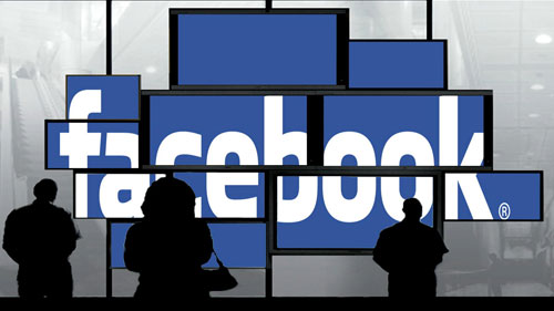 Không ít ý kiến chỉ trích Facebook Graph Search xâm phạm đời tư người khác để kiếm tiền