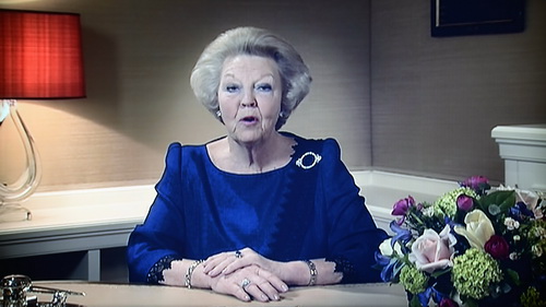Nữ hoàng Hà Lan thoái vị ở tuổi 75